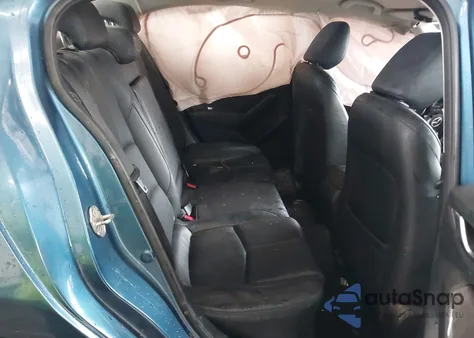 2017 Mazda Mazda3 Touring из США, поврежденный, VIN JM1BN1V70H1118352